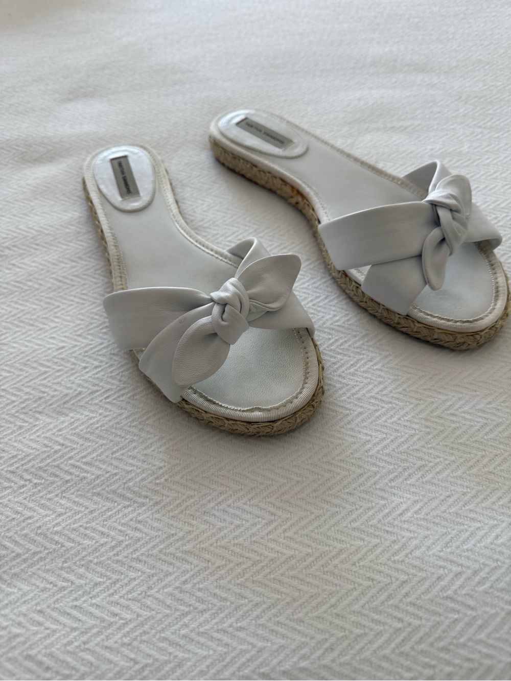 Tabitha Simmons White Knotted mule sandal perfect for Spring and Summer